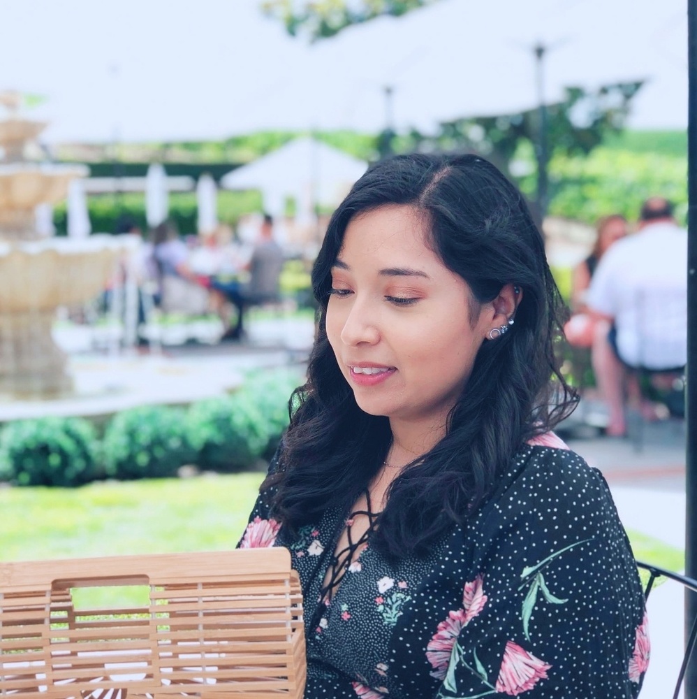 Meet your Posher, Paulina